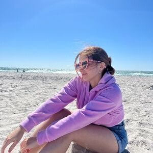 Meet your Posher, Andrea